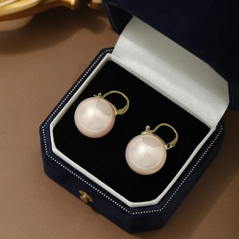 Minimalist Gold Silver Color Geometric Round Circle Pearl Ball Hoops Earrings Women Elegant Big Pearl Wedding Huggie Earrings