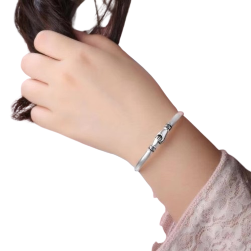 Elegant Retro 925 Sterling Silver Friendship Bracelet – Creative Handshake Bangle for Women