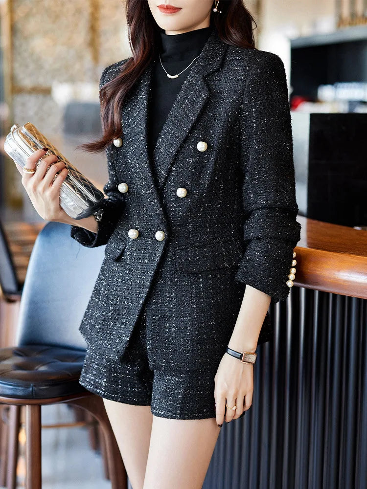 "2024 Autumn-Winter Black Plaid Elegant Office Wear: Women's 2-Piece Blazer and Short Pant Suit Set"